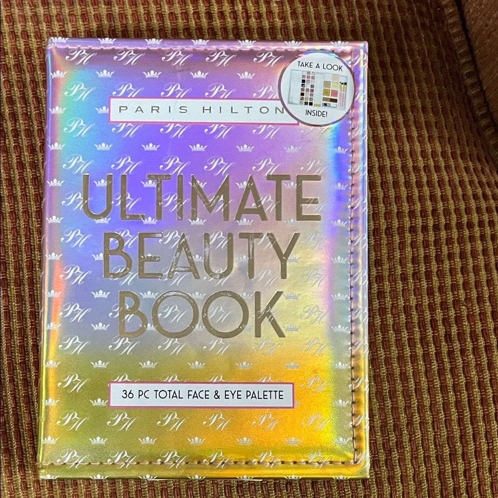 Paris Hilton Holographic Beauty Palette